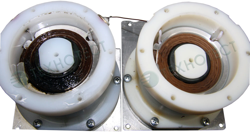 Сгоревший трансформатор (слева) и исправный (справа)